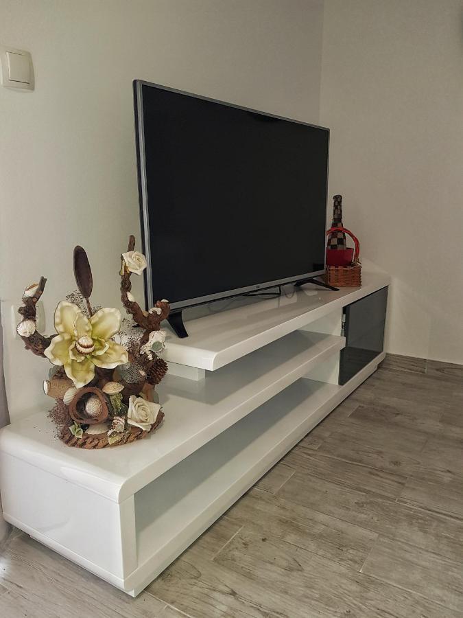 Ferienwohnung Apartman Nela Kaštel Sućurac Exterior foto
